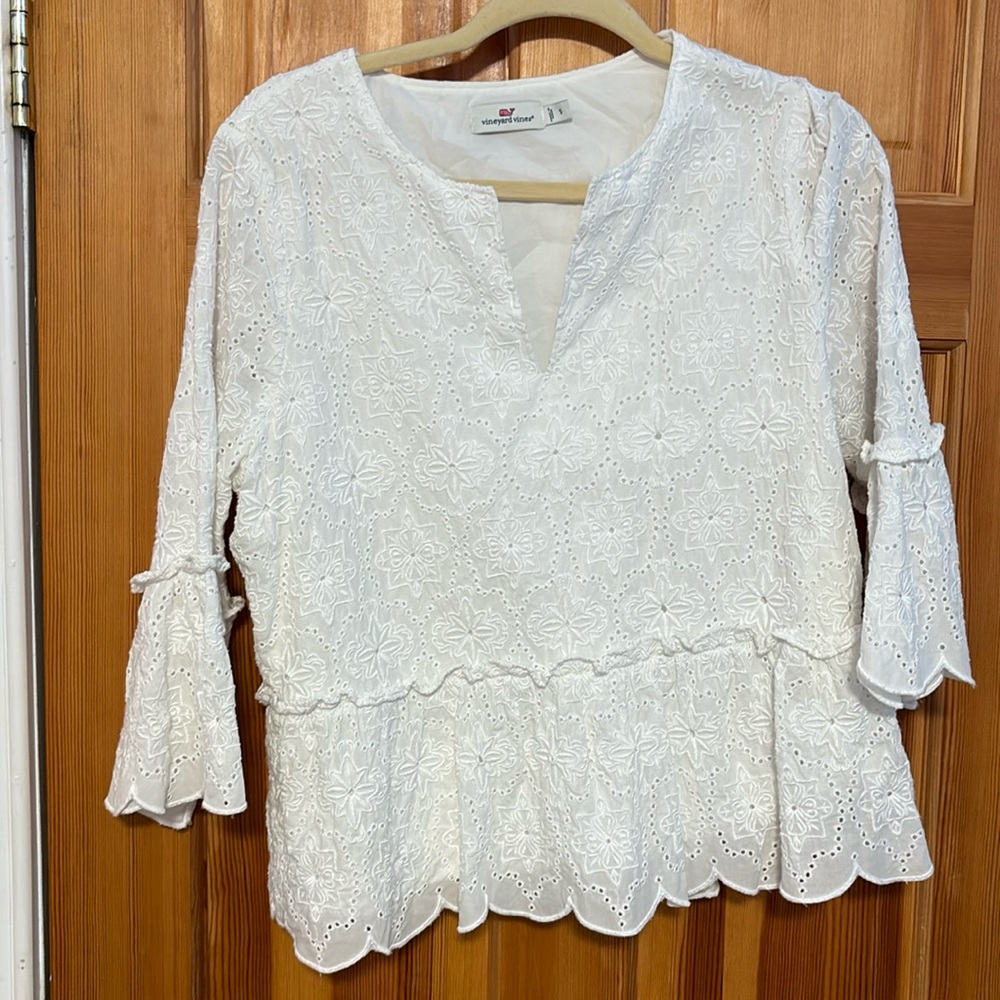 Vineyard Vines White Long Sleeve Ruffle Top